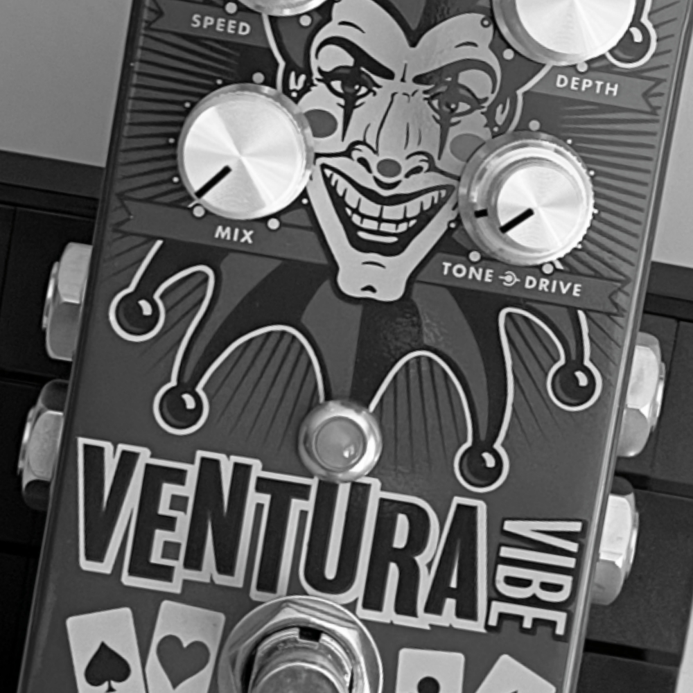 DigiTech Ventura Vibe Rotary Vibrato Tremolo Guitar Nine